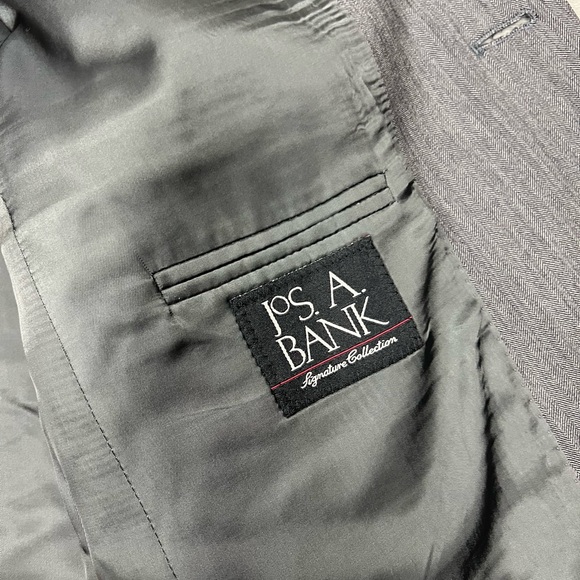 Jos A Bank Signature Cambridge Grey Herringbone Suit 42L - Picture 5 of 9